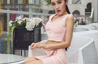 AISS爱丝(钻石版) - 赵梦洁的学姐套图来了，下载吧，或许会有意想不到的收获哦！