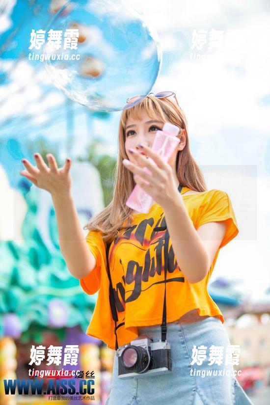 AISS爱丝(黄金版) - 图库新鲜出炉：若兮的旅行日记，下载吧，让你每天都‘出发’！