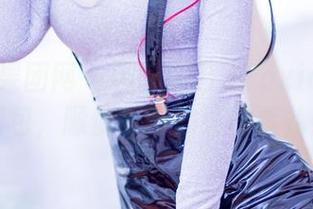 GIRLT果团网 - 聊聊妲己_Toxic的最新图包,顺便夸夸油亮这事儿!
