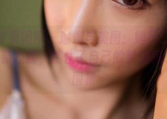 GIRLT果团网 - 瑜伽与美图:妲己_Toxic找到新技能,搂住了自己的梦想和邻居的围裙