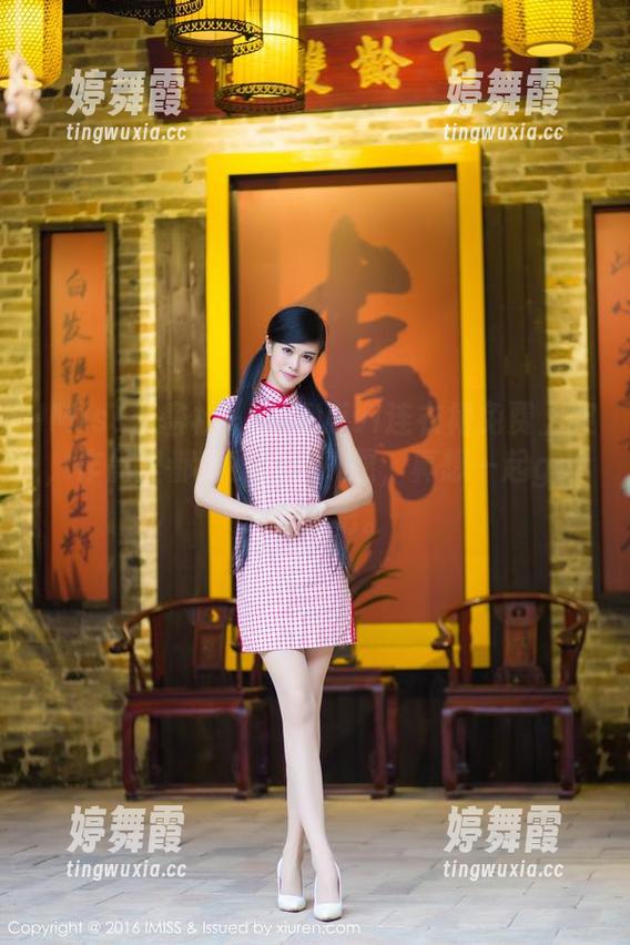 IMiss爱蜜社 - 乐薇Vivi连衣裙免费上架，作品里都是我的小夙愿，真想一起get这种美吧。