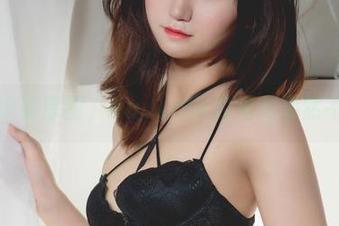 看了申鹤原图,KuukoW的福利果然不一般