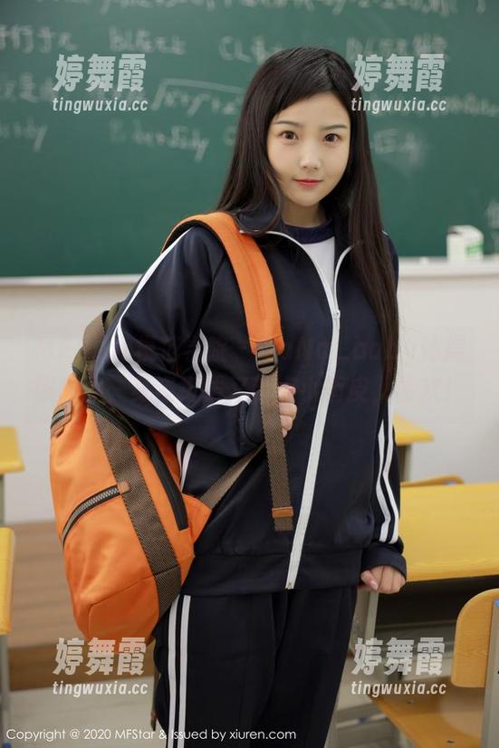 MFStar模范学院 - NaNa_baby体操服原图，身姿挺拔又带点小俏皮，喜欢！