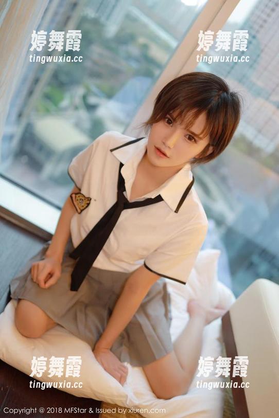 MFStar模范学院 - 郑颖姗的双人高清图册，让你捉摸不透的暧昧就在这里。