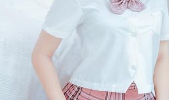 穿上制服就没底线?无圣光,套图在喵糖映画来得太随意了