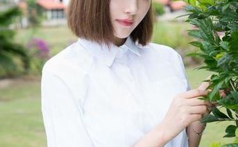MiStar魅妍社 - 大白兔emma的白裙图包:私藏的梦,总是需要一点勇气去翻看。
