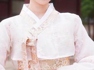 又是Sally Dorasnow的新套图更新,Marin兔女郎真心让我想起了小时候的圣诞愿望!