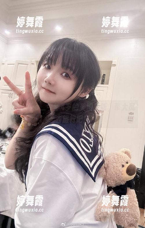Sayako＿今年4岁的美图更新，带大凤去旅行吧！
