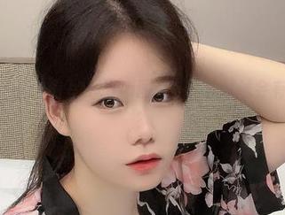 Sira(시라)的PureMedia图片，下载试试会有什么不同？