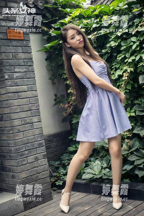 TouTiao头条女神 - 这组清纯马丽华的图片，感觉像是个邻家女孩，嗯……那一般不会做坏事的样子。