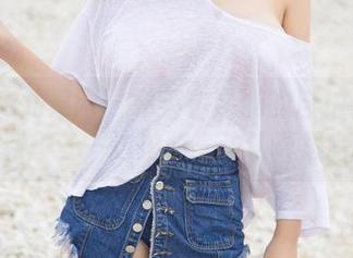 UGirls尤果网 - 布莱尔昆娜的自拍合集最新更新——一边拍照一边认真思考人生