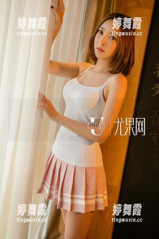 UGirls尤果网 - 皮衣配搭震惊世人，徐梓伊在写真中秒杀所有“呆板”的选择！进来让你脑洞全开！