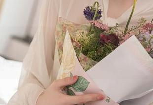 Xiuren秀人网 - 夏馨瑶作品更新！天使？小心你的心脏，不要崴脚了。