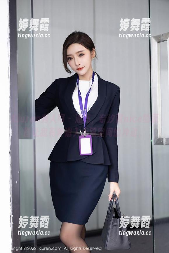 Xiuren秀人网 - 油亮，奈汐酱nice的原图让我有种滑入无限空间的冲动。