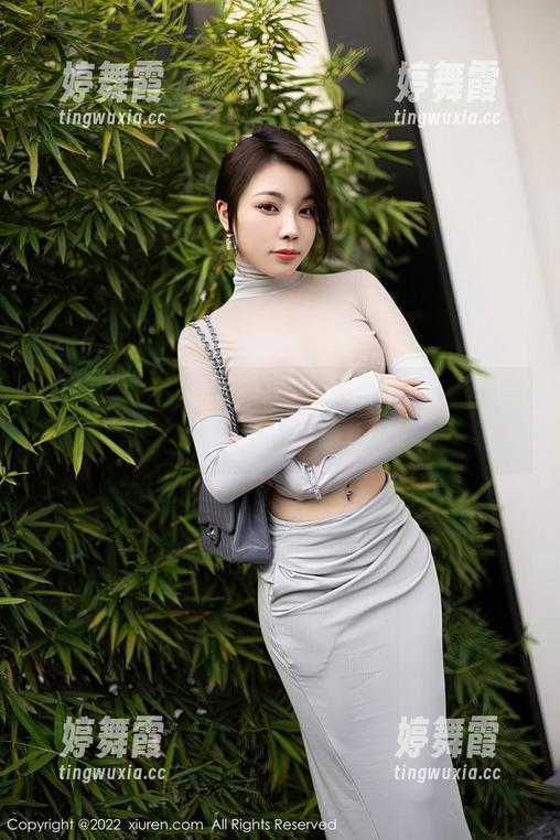 Xiuren秀人网 - 拍摄李雅柔182CM的私拍原图，我再也不敢小看丝袜了；