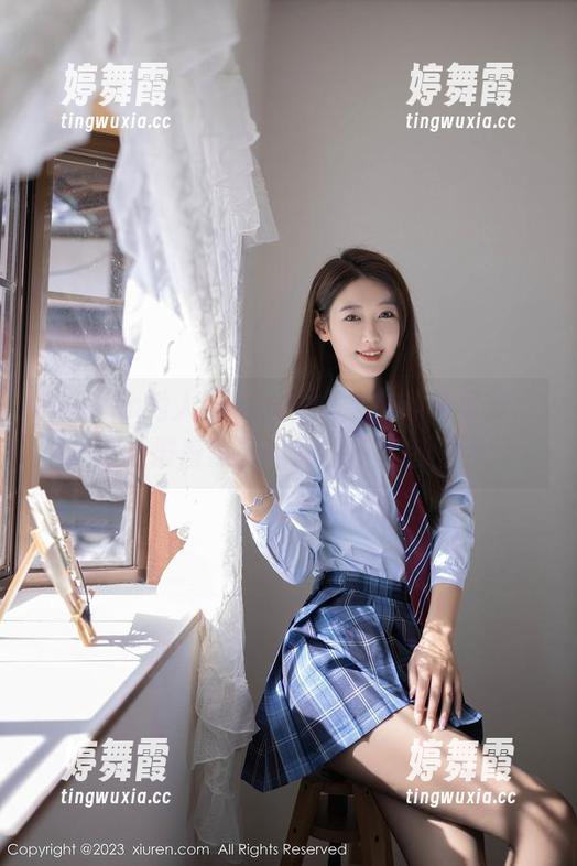 Xiuren秀人网 - 龙雪儿全套黑色写真，适合披着黑色斗篷的夜行者们哦
