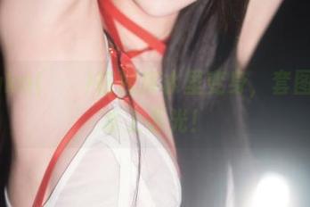 看Yuka(유카)在死库水里变身，套图带来水上春光！