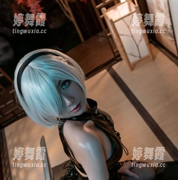 抓住izumi泉桃子最新图包，兔女郎造型完全漂浮在我的想象里！