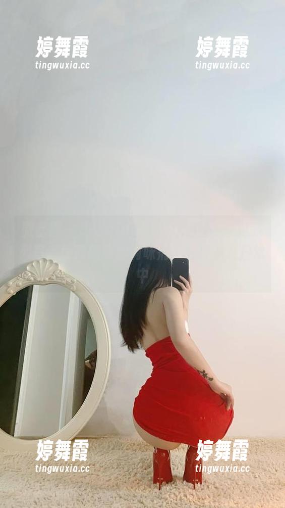 微密圈 - 俏妞qiaoniu66献礼——这系列写真如同精致的调味剂，轻轻撒在日常中