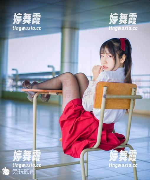 兔玩映画 兔玩映画的JK白无本:少女怀春的粉色骚动,原图看得我心中一抹复杂