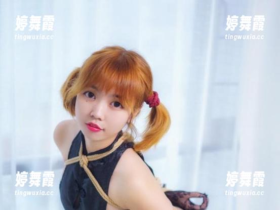 看啊日日_Ganlory的最新图库，小僵尸自拍，一场意外的视觉冲击！