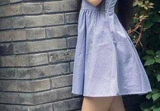头条女神 - 在艾小青的JK作品里,玩转青春的每一种姿态