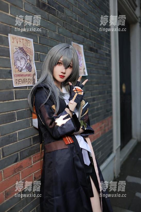 当妖君白研穿上校服，原图成了校园杂志的封面，咱也是服了！
