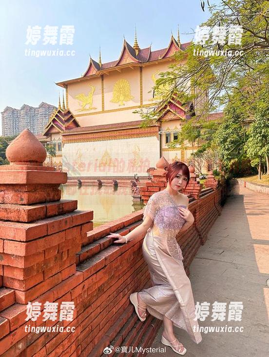 宝儿mysterial的私拍，美腿的每个角度都在挑战我的审美极限！