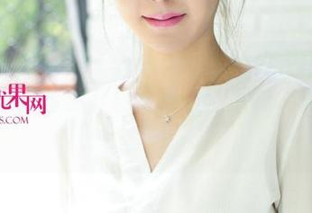 尤果网 - 这是一部令人咋舌的内衣写真集,松果儿请你下载,心里默默喊“惊呆了”。