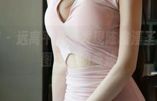 尤果网 - 远离平凡,发现陈雅漫圣诞私拍图包里的奇迹