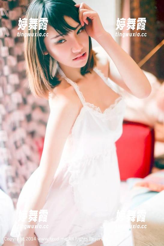推女神 - 小紫藤与定制泳衣的碰撞，脑袋里浮现的绝美画面