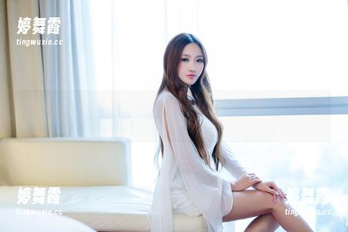 推女郎 - 网袜与吻熙：这画面，我敢打赌你想多了，精选图片等你看！