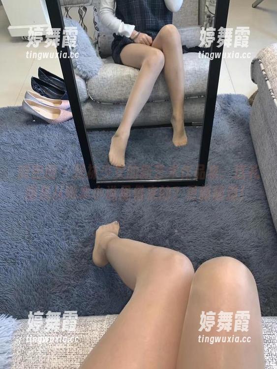 微密圈 - 提袜少女的新艺术作品集：这礼服是从哪本小说里借来的？更新随道！