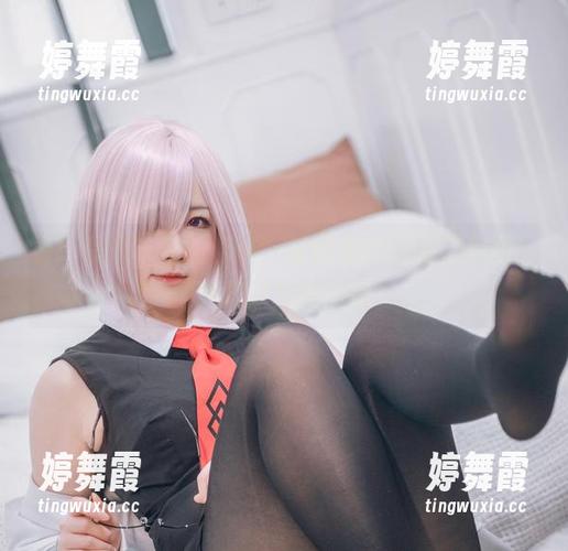 看！是本末末的棉袜，就像偶然发现的美图，快来把壁纸抢回家！