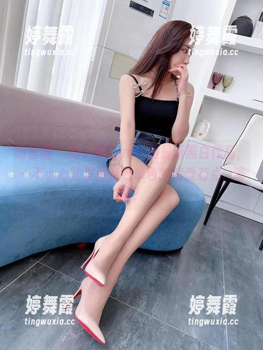 微密圈 - 林子喵Lynne的最新黑白作品，一不小心就发现我对单色的偏爱有点...深邃？