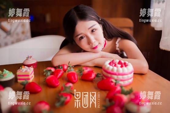 果团网 - 腿长心不短，莫雅琪全集让你‘腿’爽快下载！