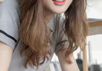 梦丝女神 - 时间停滞了,油光丝袜里的芷蕾美图带你遨游
