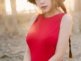 波萝社 - 真不敢相信,柳侑绮Sevenbaby的私拍油亮图集居然把我也吸引进去了。