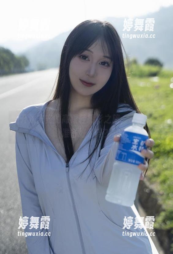 浅安安 揭开浅安安的高跟鞋摄影之旅,私拍套图准备好了吗?