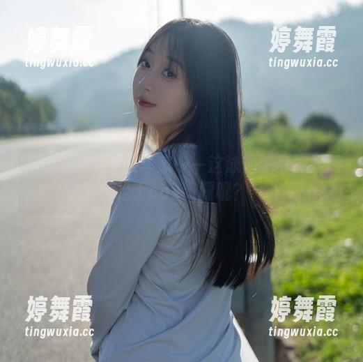 当浅安安遇上火华家——这泳池怎可能只满足于cos资源呢？