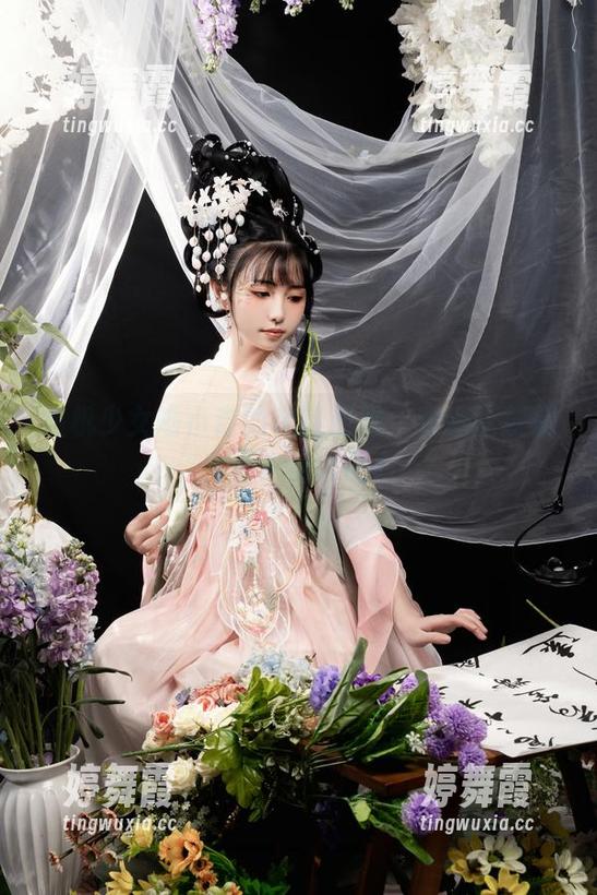 爆机少女喵小吉的定制厨娘：难道这就是传说中的大厨？