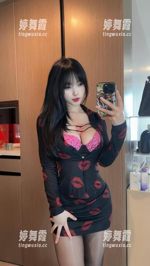 微密圈 - 这才是万圣节啊！琳铛铛的写真给我开了眼，原图还原真相！
