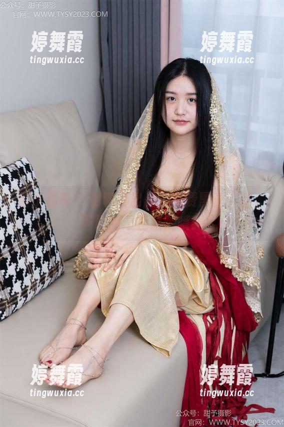 甜予摄影 - 咖啡豆出品，免费黑丝作品，闪现的不止是腿哦！