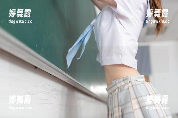 祖木子私房短裤写真：我想大喊“我要买一条！”，但我又很害羞…