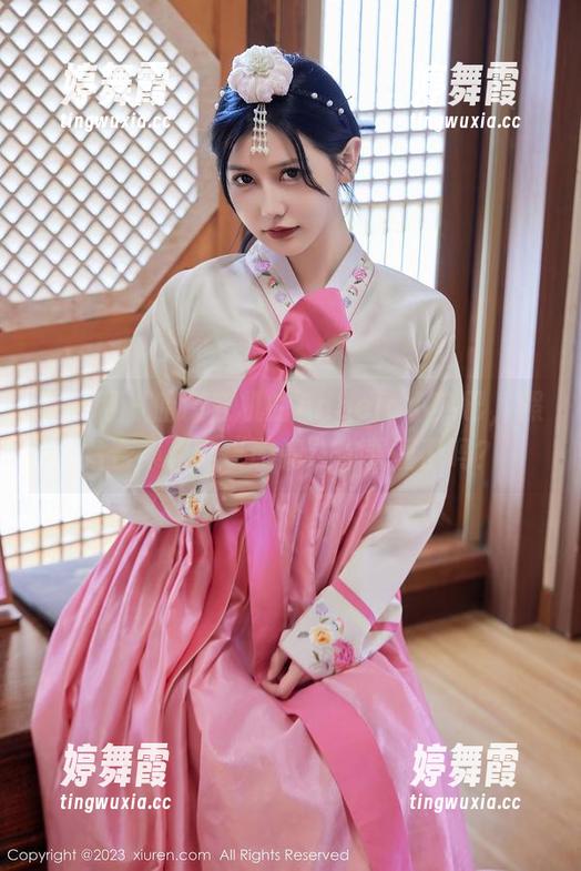 秀人网 - 暗藏玄机的Angela小热巴，照片合集里的“剧情”你看懂了吗？