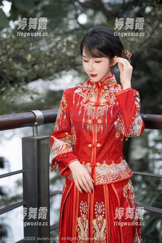 秀人网 - 沐言yanyan的黑白魅力，图片里的故事你没发现吧？原图赏玩。