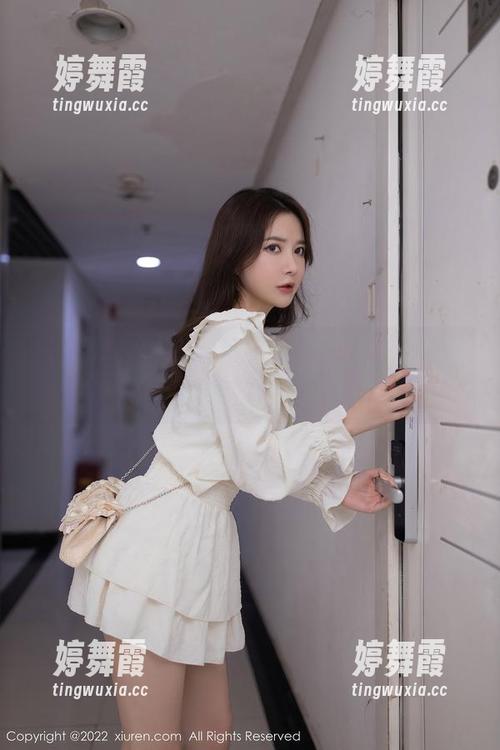 秀人网 - 耶利亚的婚纱——图库里最新的婚纱美学，哇哦！