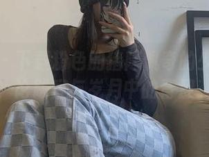 微密圈 - 下载粉色的猪陈佩奇的少女合集,论跋扈与岁月中的青涩。