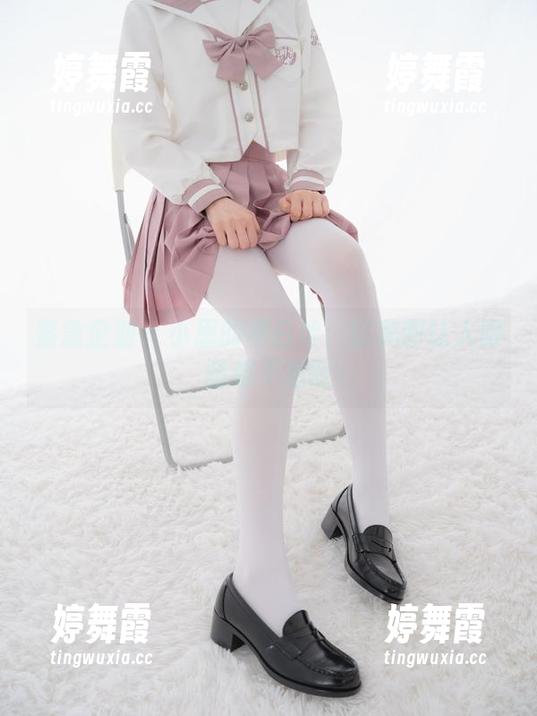 紧急企划 - 小恩的厚白丝：这美图让人眼睛都不想眨