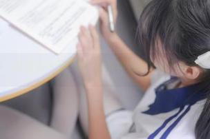 紧急企划 - 争相模仿的空姐,林书辞的美图和不经意的资源游戏